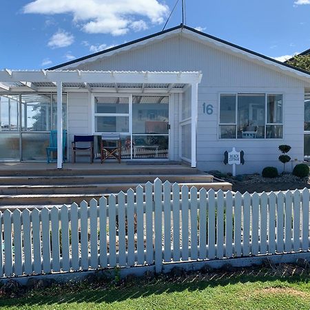 Beach Cottage - A Cosy Beach Cottage Charmer Riverton Extérieur photo